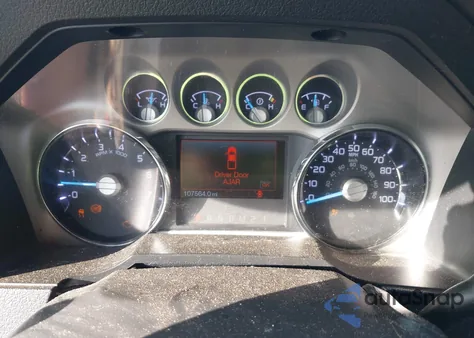 2016 Ford F-250 Lariat z USA, uszkodzony, nr VIN 1FT7W2B64GEB58817